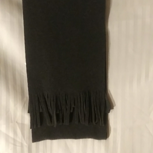 Scarf - Picture 4 of 7